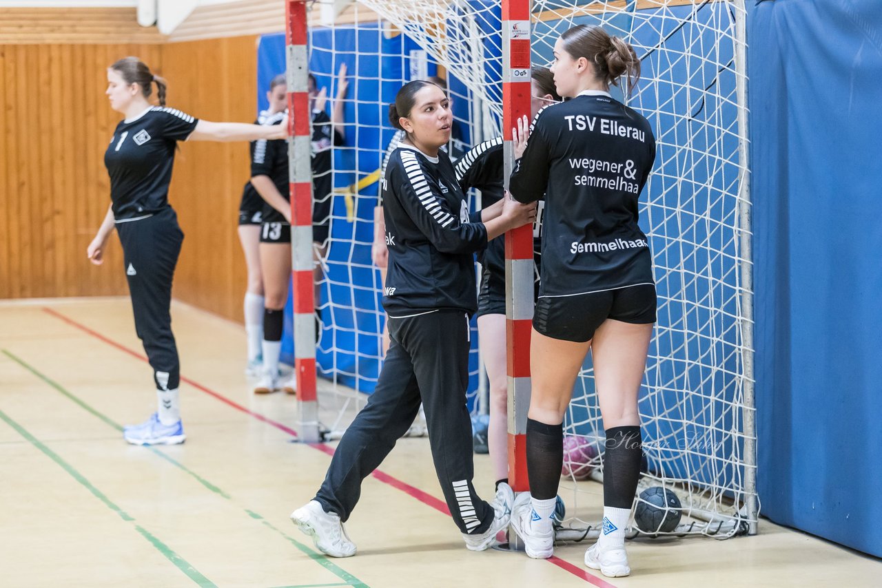 Bild 31 - wAJ TSV Ellerau - HSG HKiel/Kron : Ergebnis: 24:34